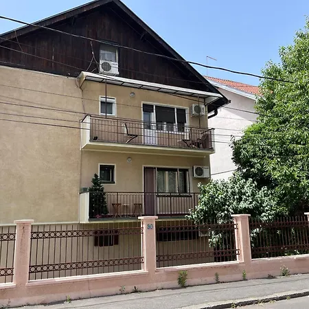 アパート Istanbul 1